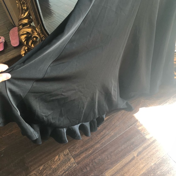 La Femme Ruffle Prom Dress Scoop Neck Lace Up Back - Picture 10 of 16